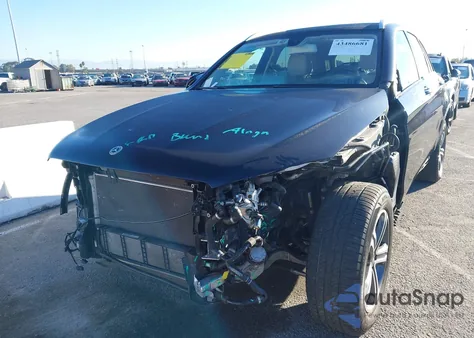 2019 Mercedes-Benz Glc 350E 4Matic z USA, uszkodzony, nr VIN WDC0G5EB3KF504880